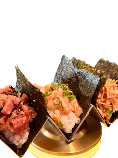 Summer Jax Hand Roll